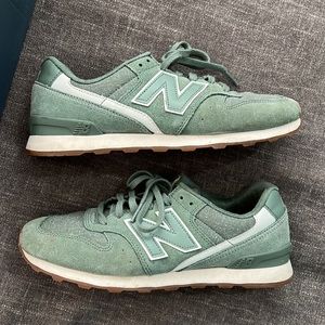 New balance green classics sz 9 WL696TB